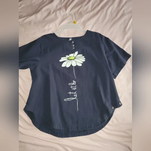 Navy Blue Kids Shirt with Daisy Design - Picture 1 of 1